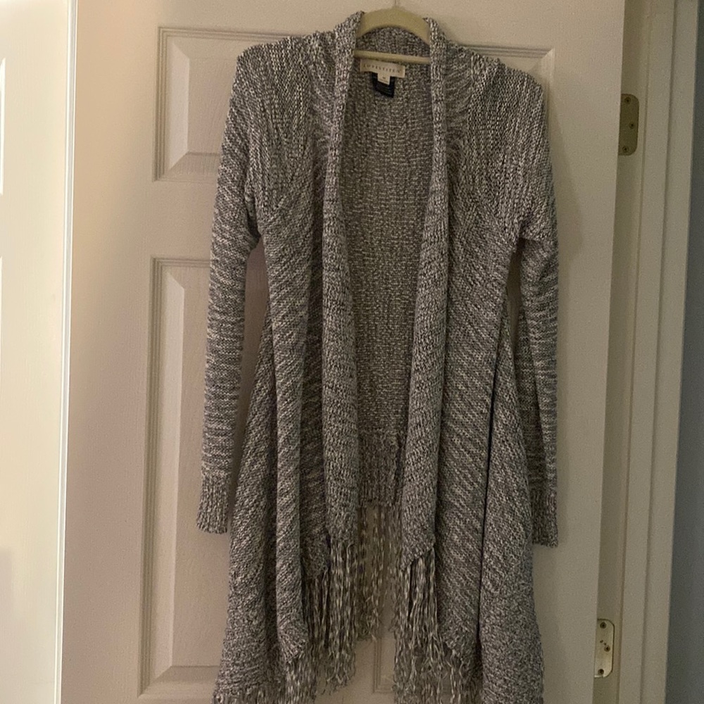 Fringe bottom gray heathered cardigan - medium - Lovestitch brand